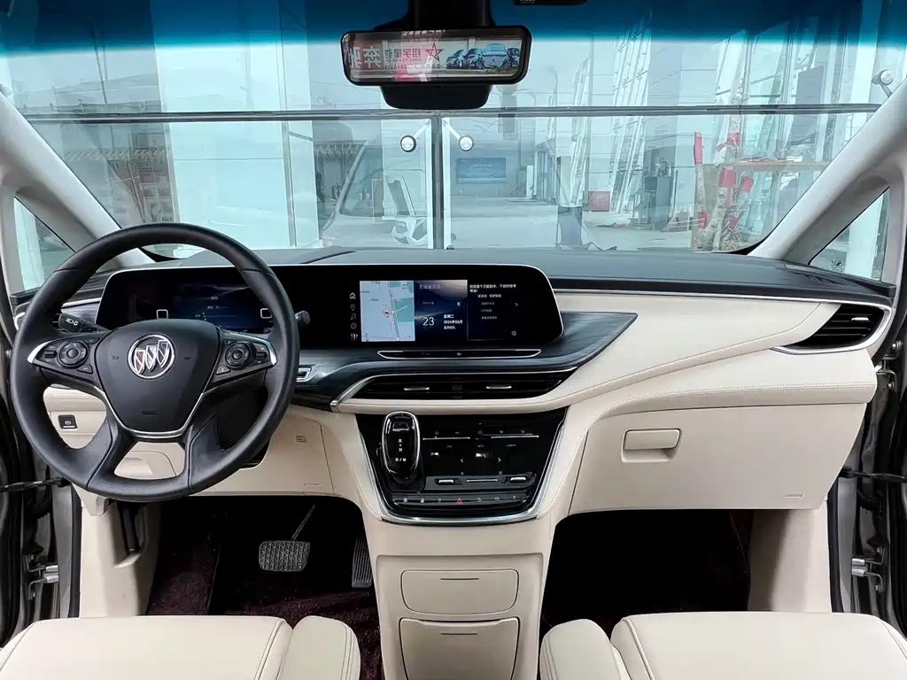 Buick GL8 — миниатюра 12