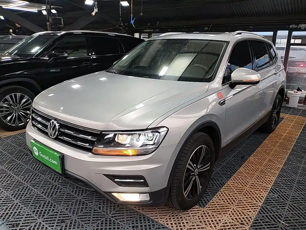 Volkswagen Tiguan L 2020
