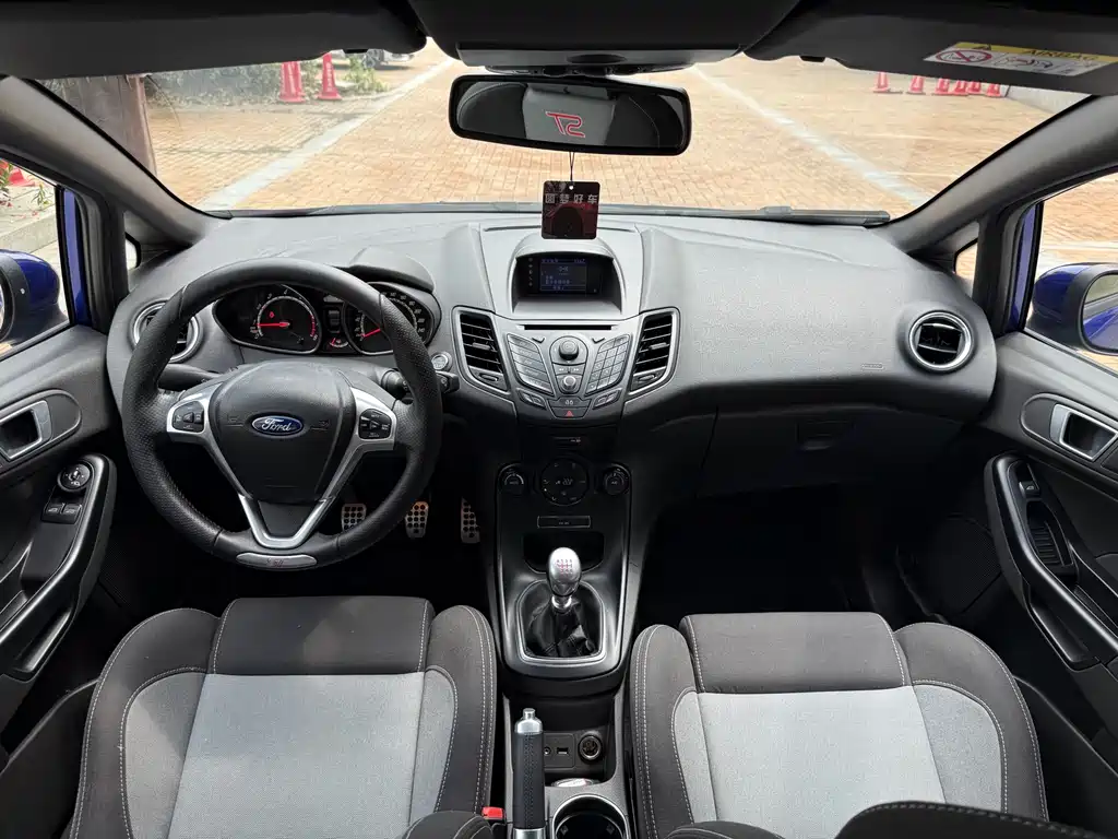Ford Fiesta 2013 1.6T ST