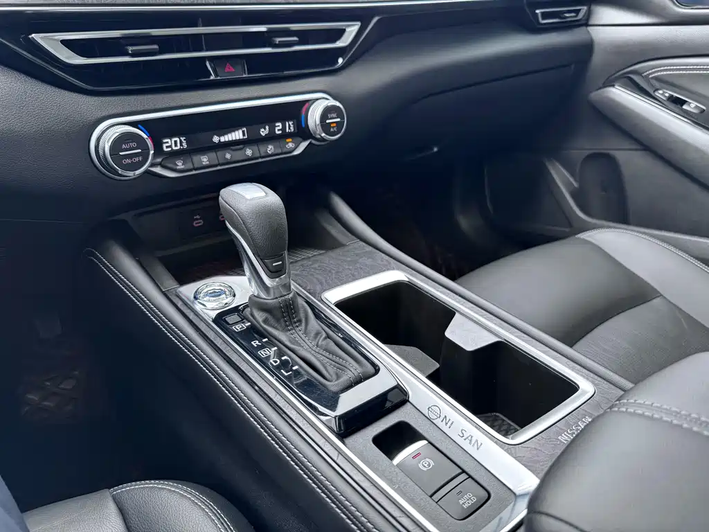 Nissan Teana — миниатюра 23