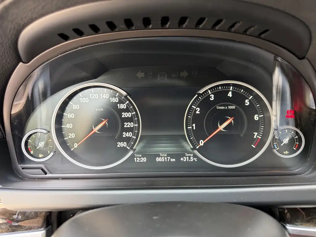 BMW 6 Series — миниатюра 9