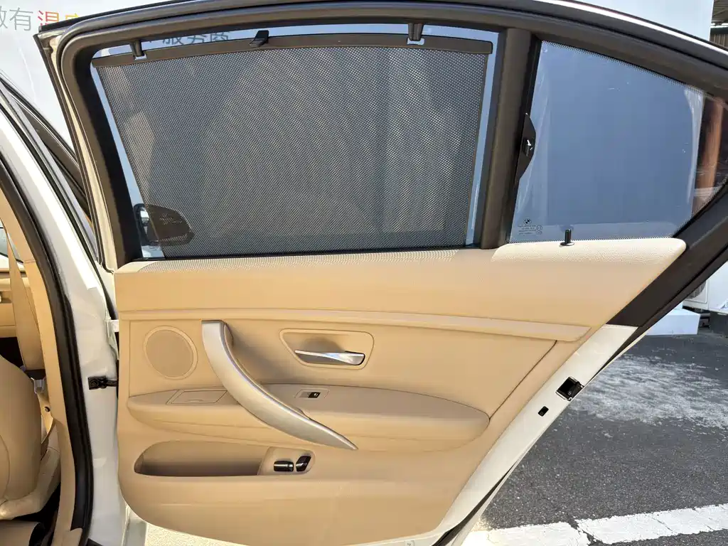 BMW 3 Series — миниатюра 12