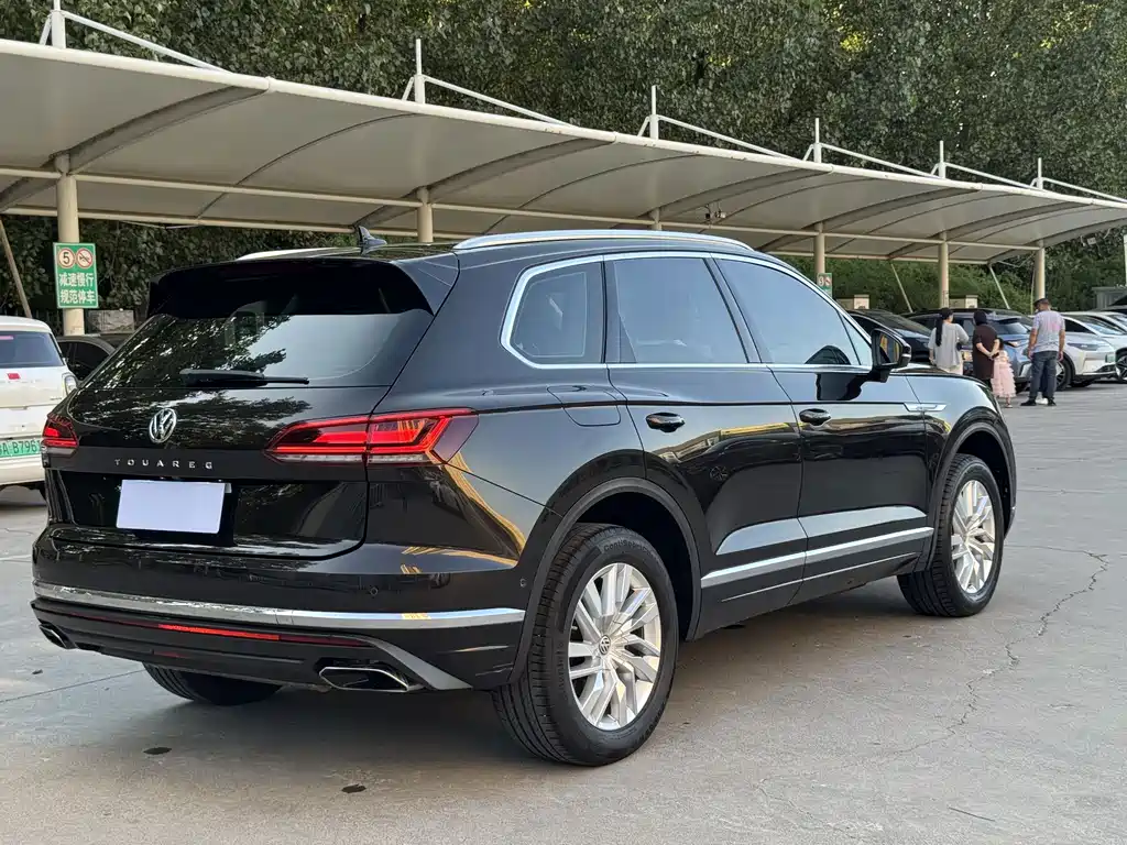 Volkswagen Touareg — миниатюра 5