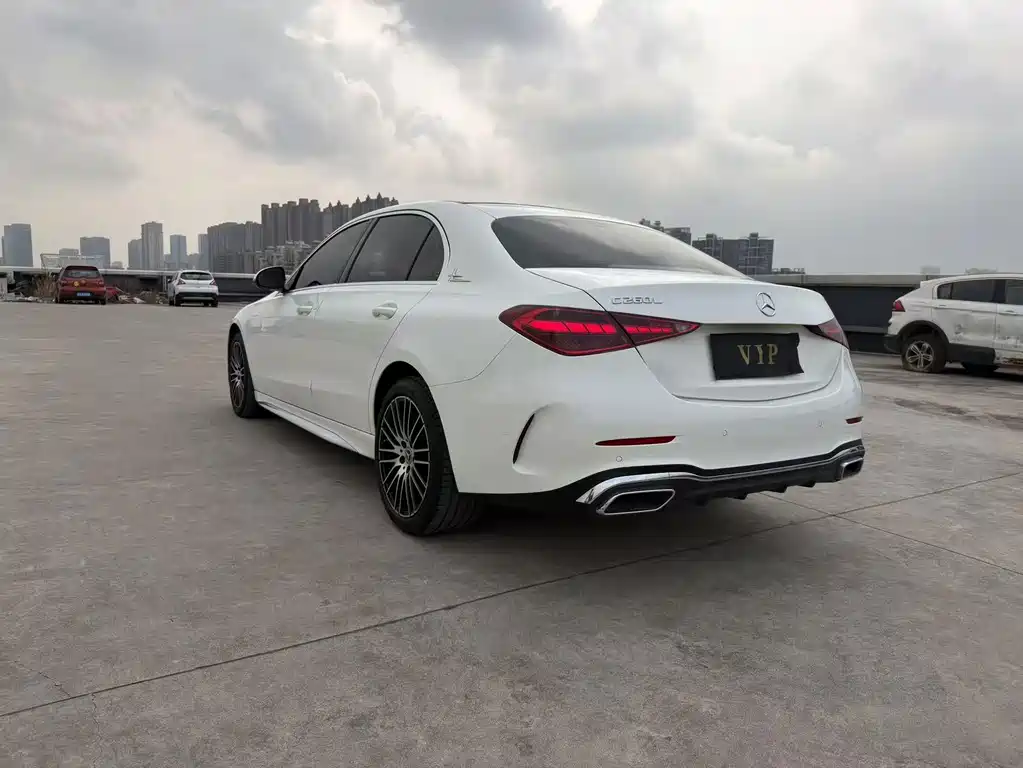 Mercedes-Benz C-Class — миниатюра 10