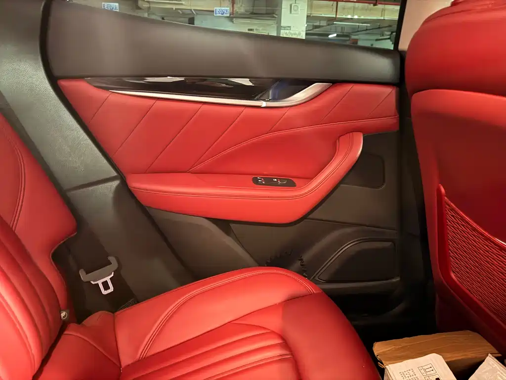 Maserati Levante — миниатюра 12
