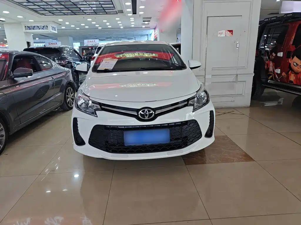 Toyota Vios FS — миниатюра 5