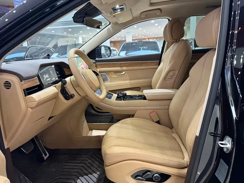 AITO ASK THE WORLD M7