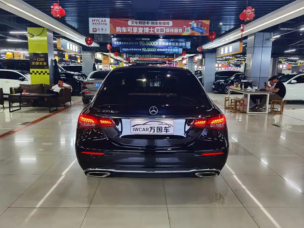 Mercedes-Benz E-Class — миниатюра 4