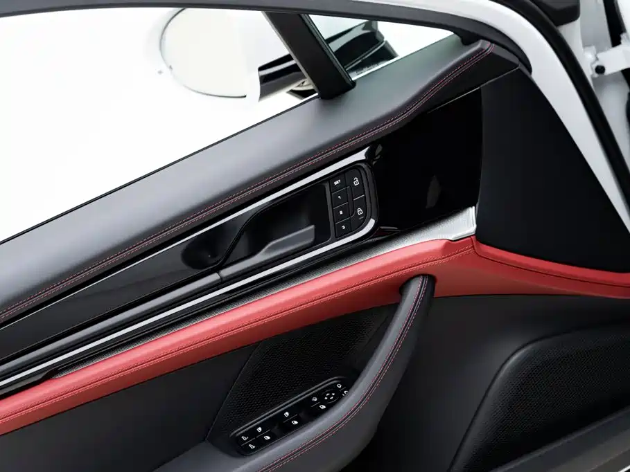 Porsche Panamera — миниатюра 16