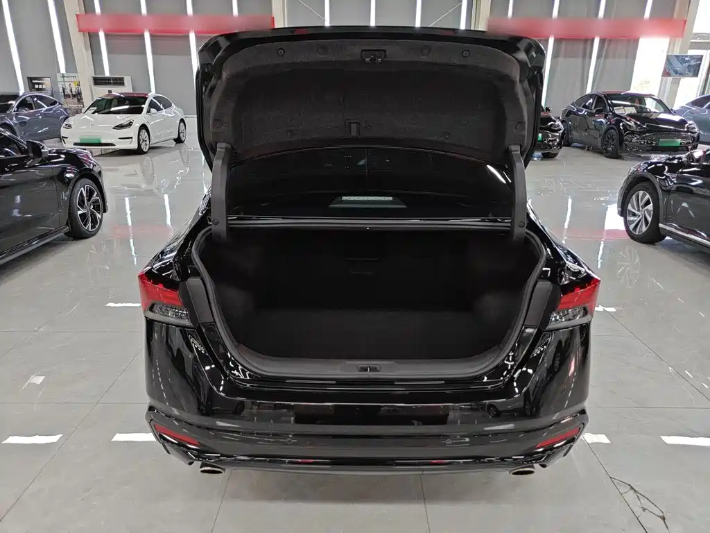 Nissan Teana — миниатюра 13