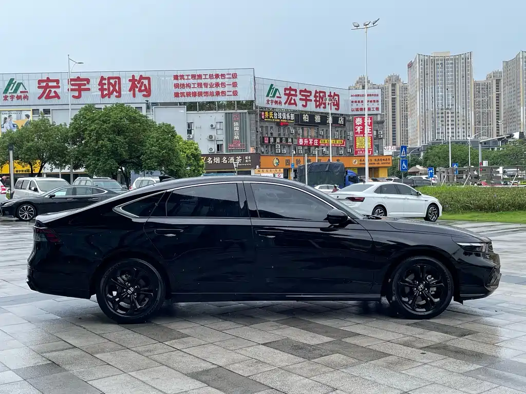Honda Accord — миниатюра 5