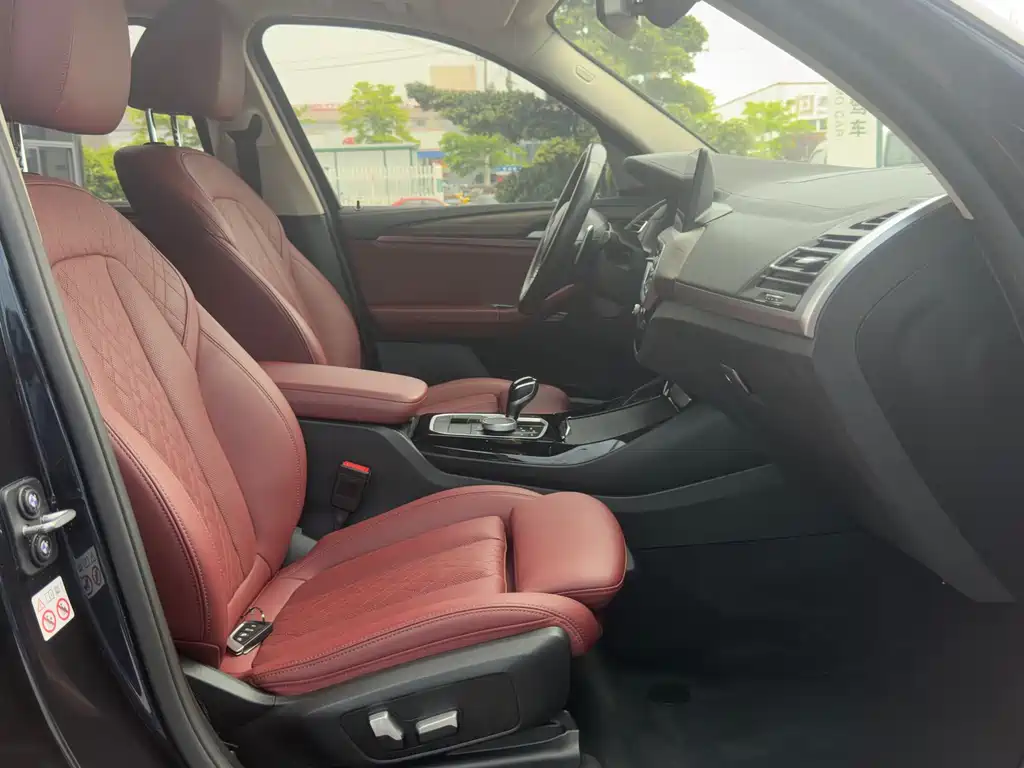 BMW X3 2022 xDrive30i Lead M
