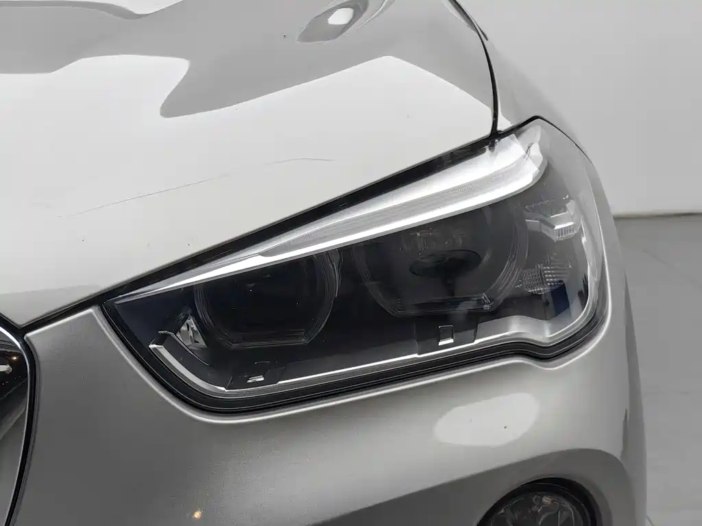 BMW X1 — миниатюра 7