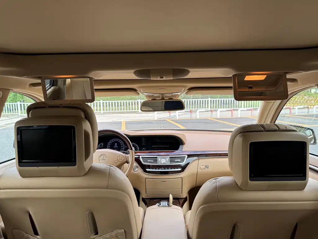 Mercedes-Benz S-Class — миниатюра 19