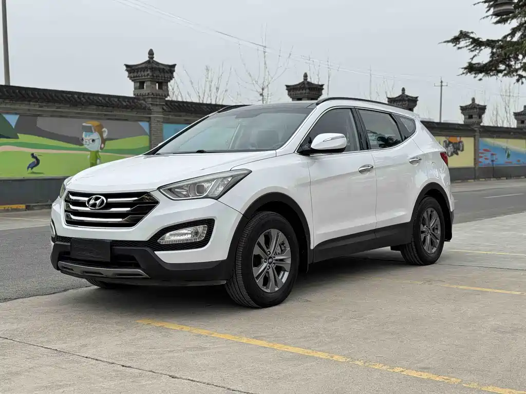 Hyundai Santa Fe 2015