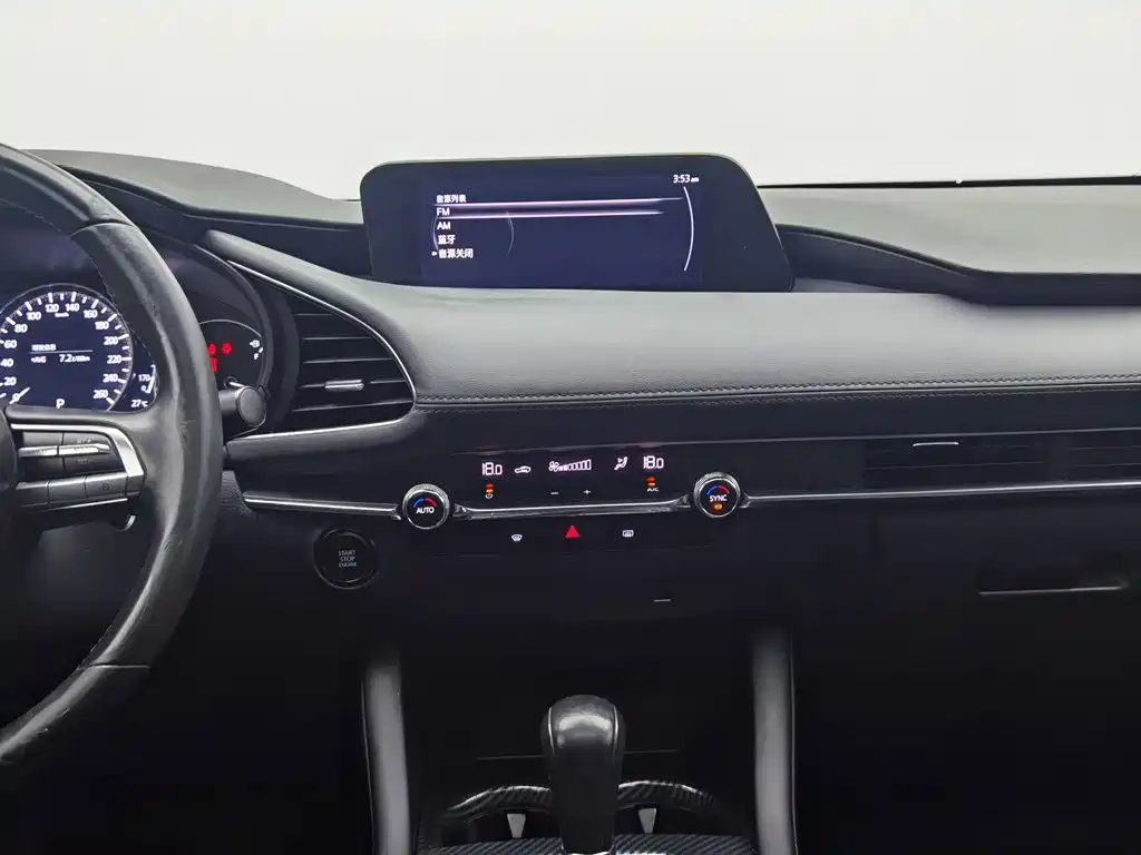 Mazda 3 Axela — миниатюра 12