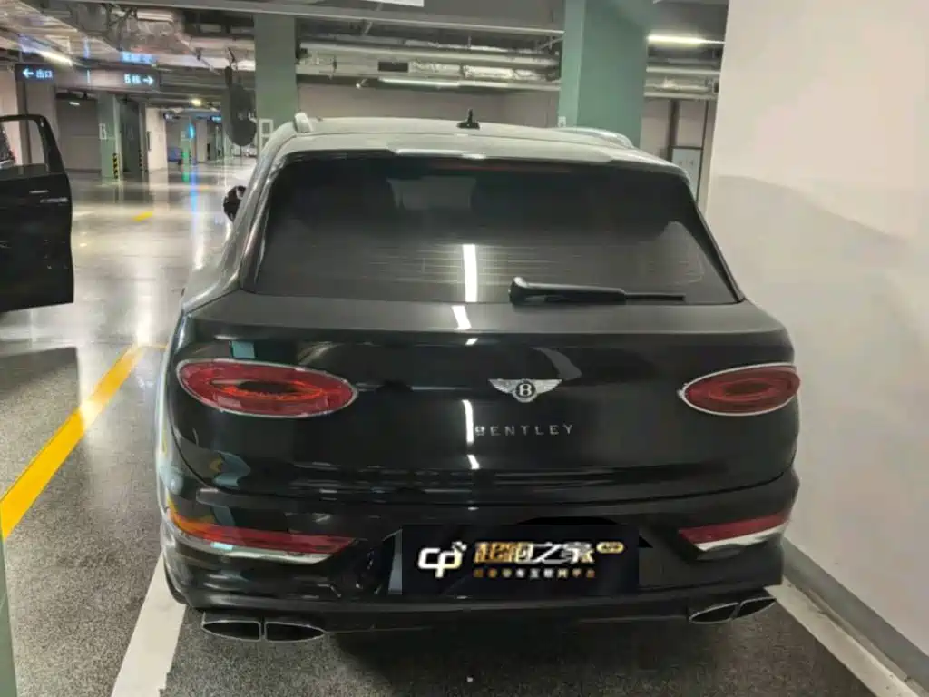 Bentley Bentayga — миниатюра 3