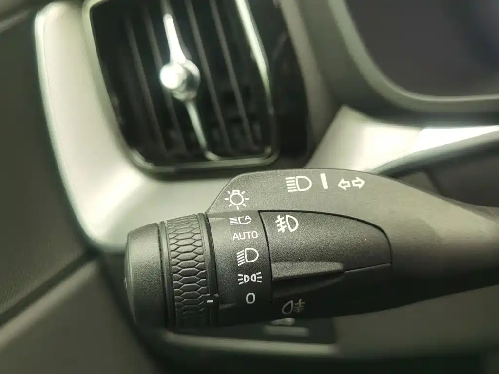 Volvo XC60 — миниатюра 21