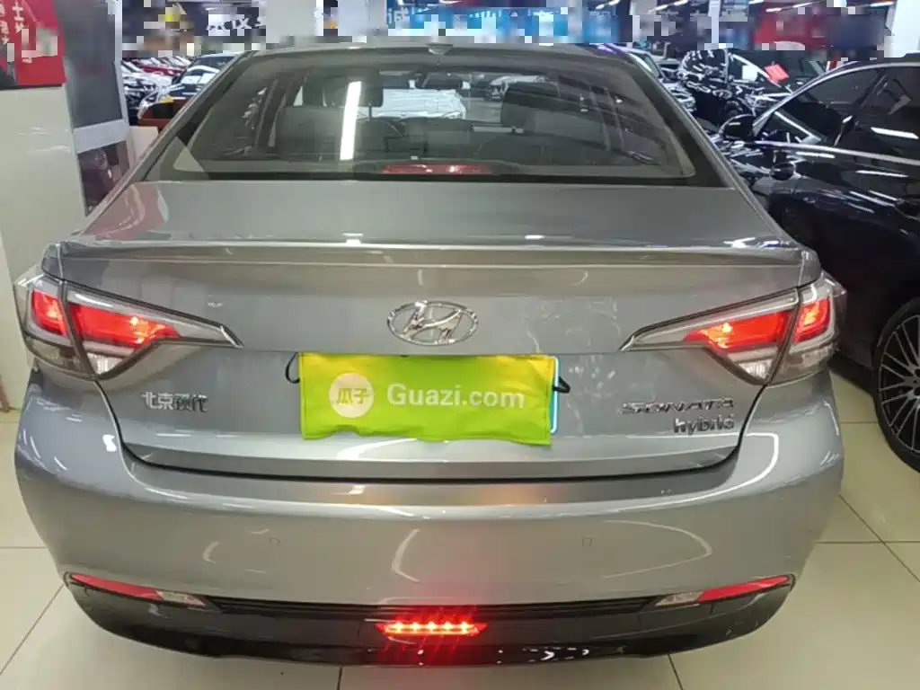 Hyundai Sonata — миниатюра 6
