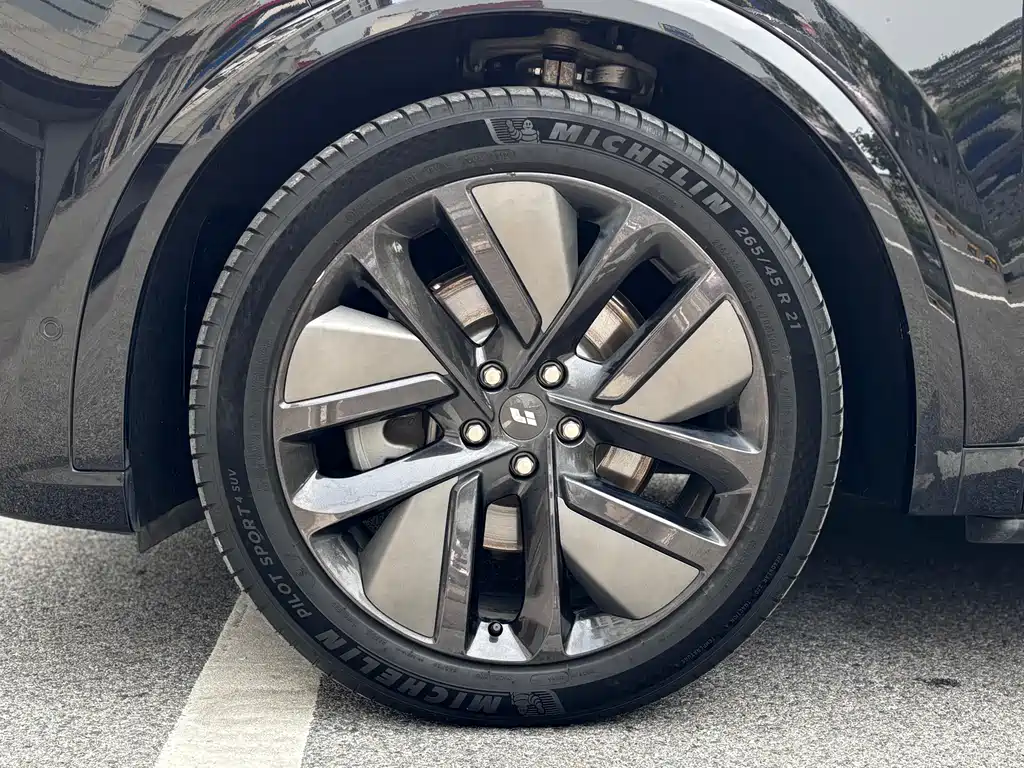 Li Auto L9 2024 Ultra