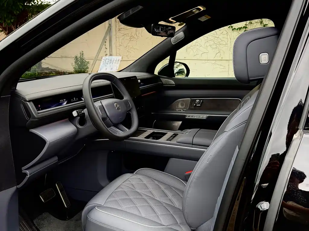 NIO ES8 2026 мест Executive Luxury