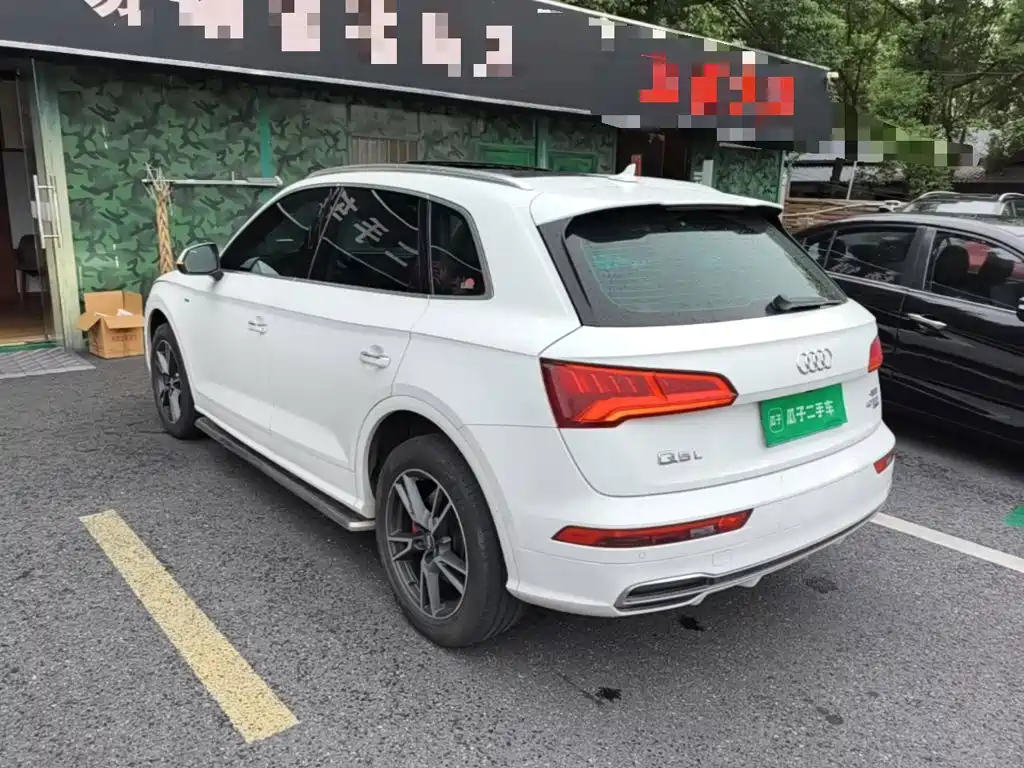 Audi Q5L — миниатюра 5