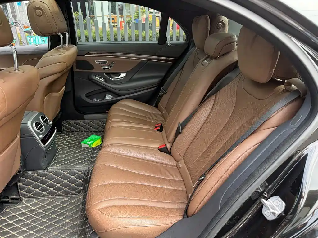 Mercedes-Benz S-Class — миниатюра 12