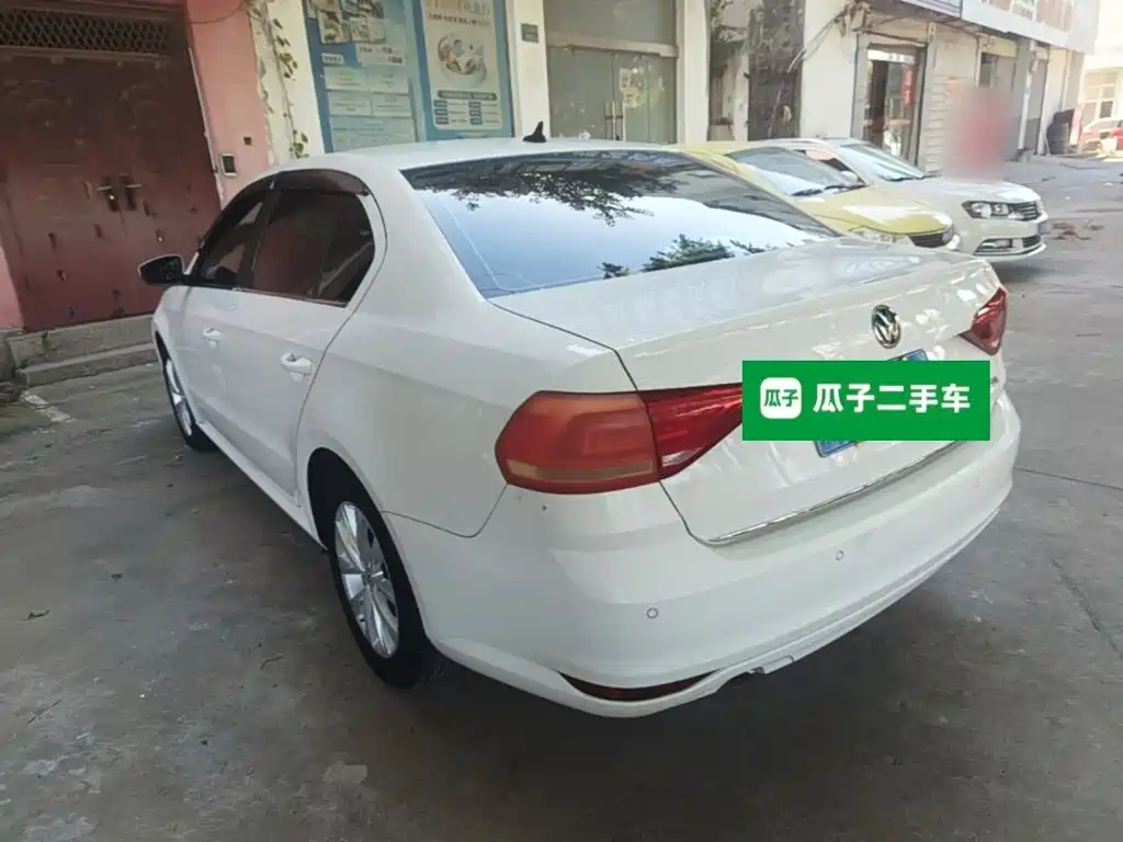 Volkswagen Lavida — миниатюра 5