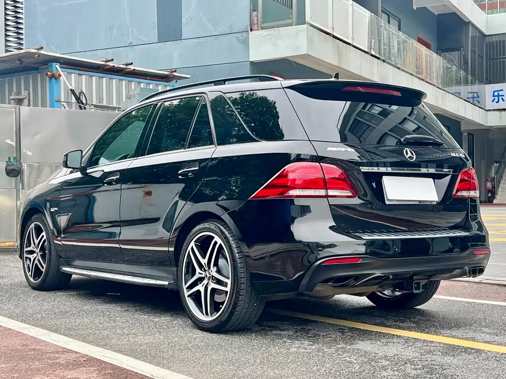 Mercedes-Benz GLE AMG — миниатюра 17