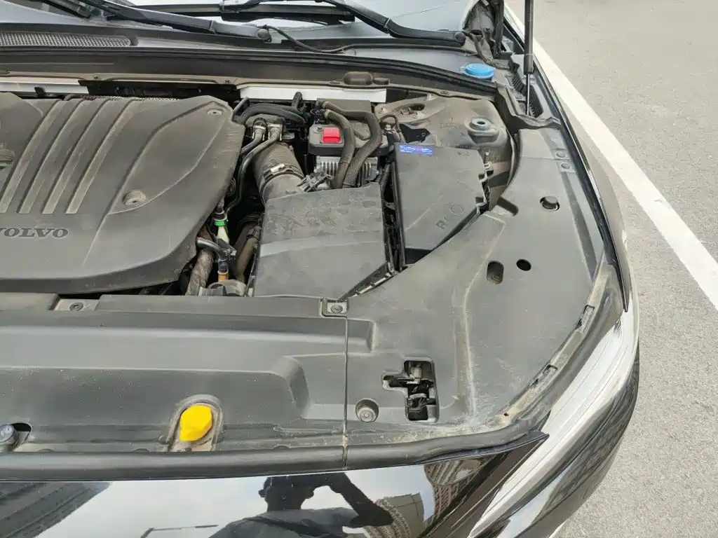 Volvo S90 — миниатюра 21
