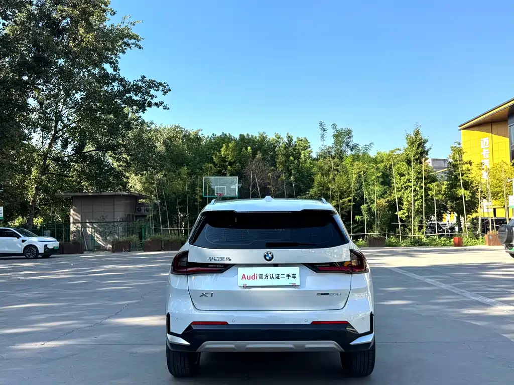 BMW X1 — миниатюра 5