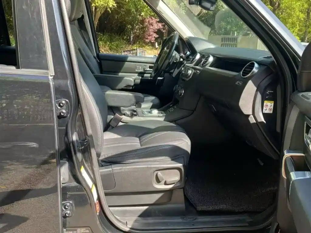 Land Rover Discovery 2016 3.0 SDV6 HSE