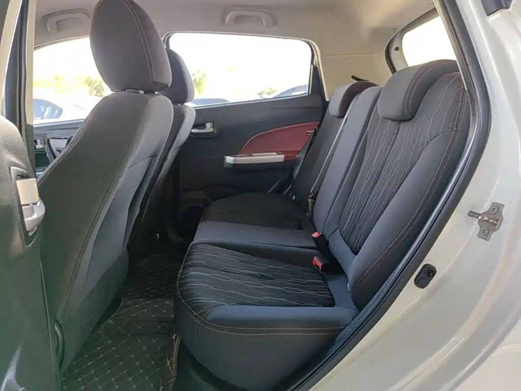 Changan BenBen — миниатюра 17