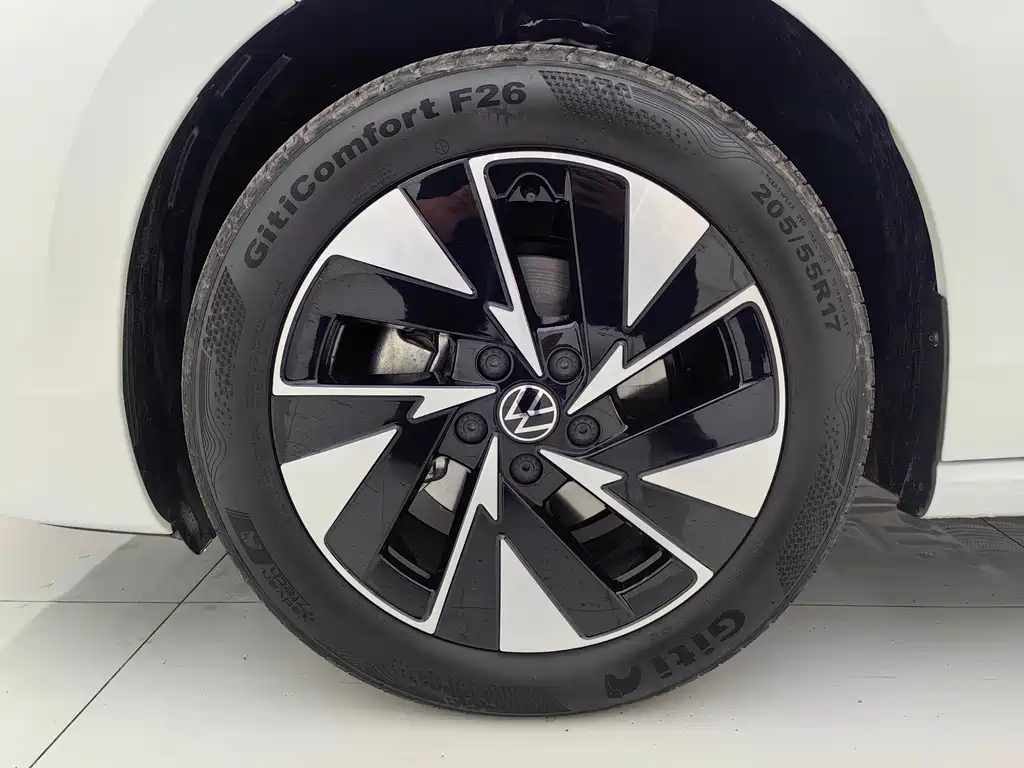 Volkswagen Sagitar 2026 L 300TSI DSG Elite