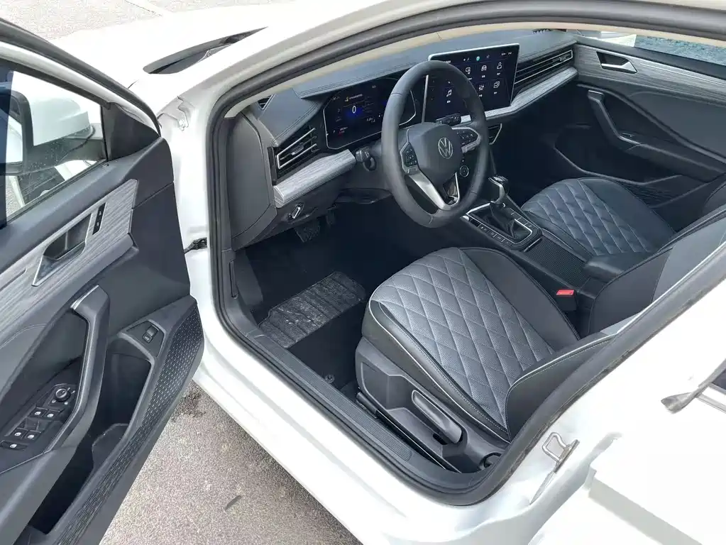 Volkswagen Sagitar — миниатюра 8