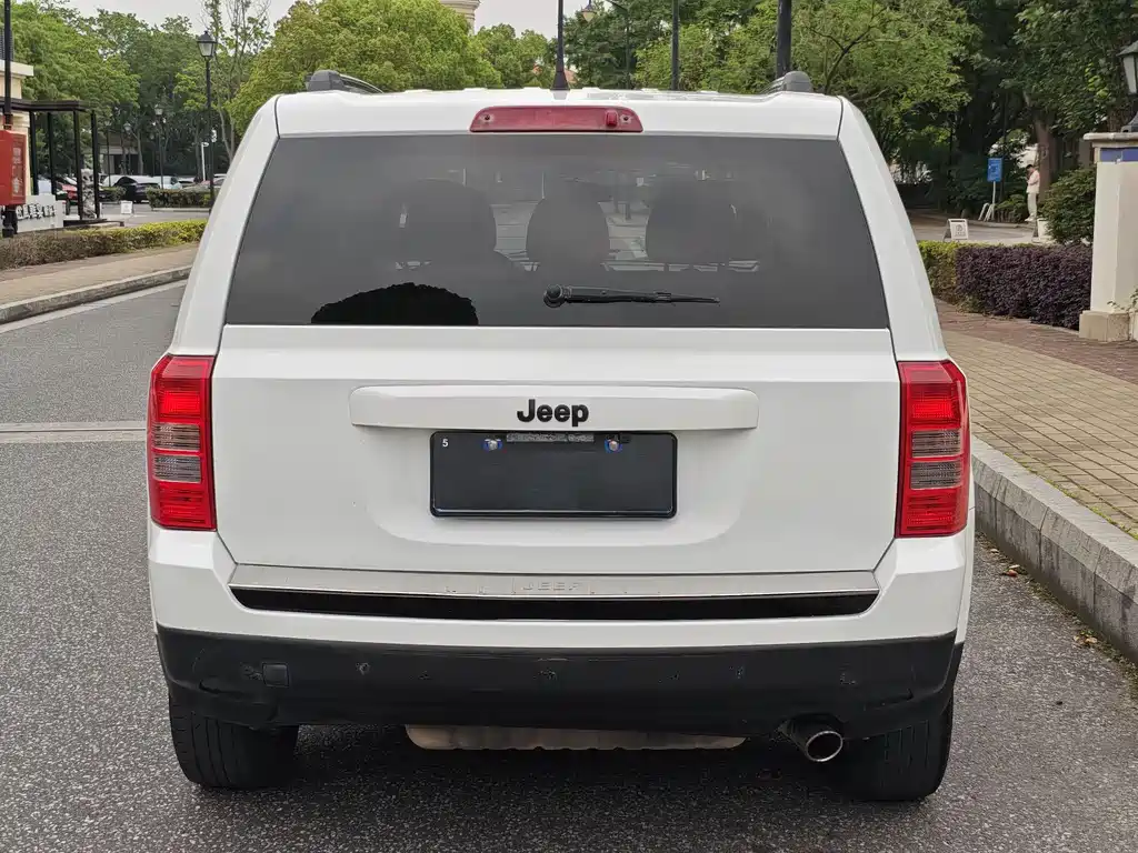 Jeep Patriot — миниатюра 7
