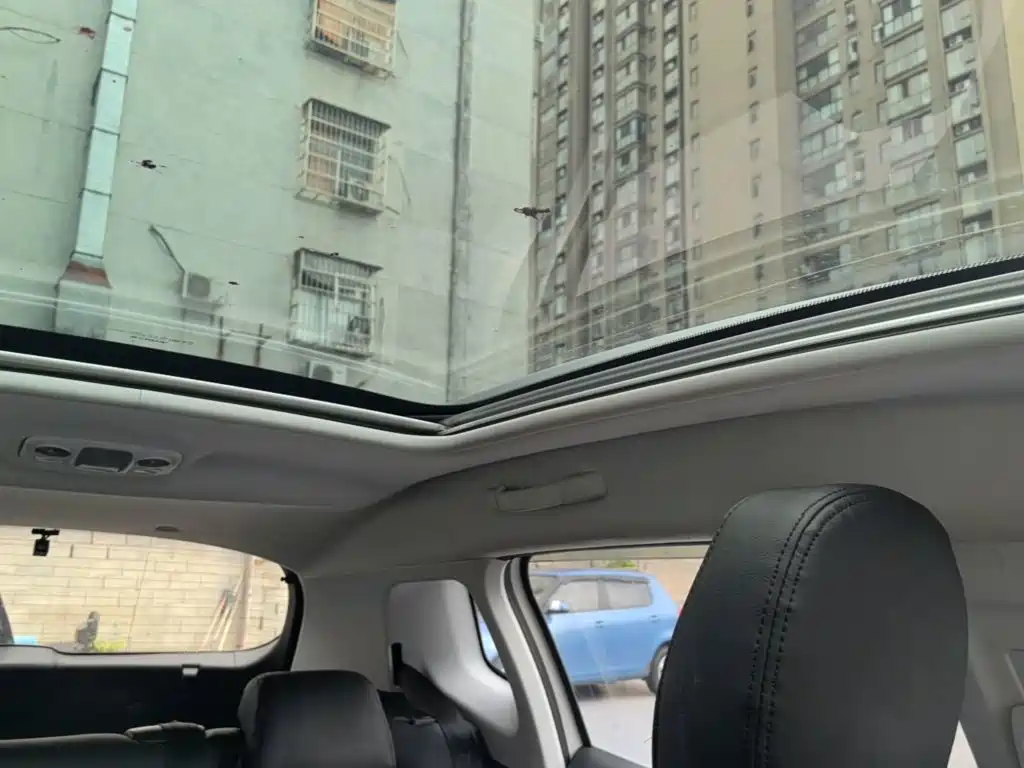 Peugeot 2008 — миниатюра 18