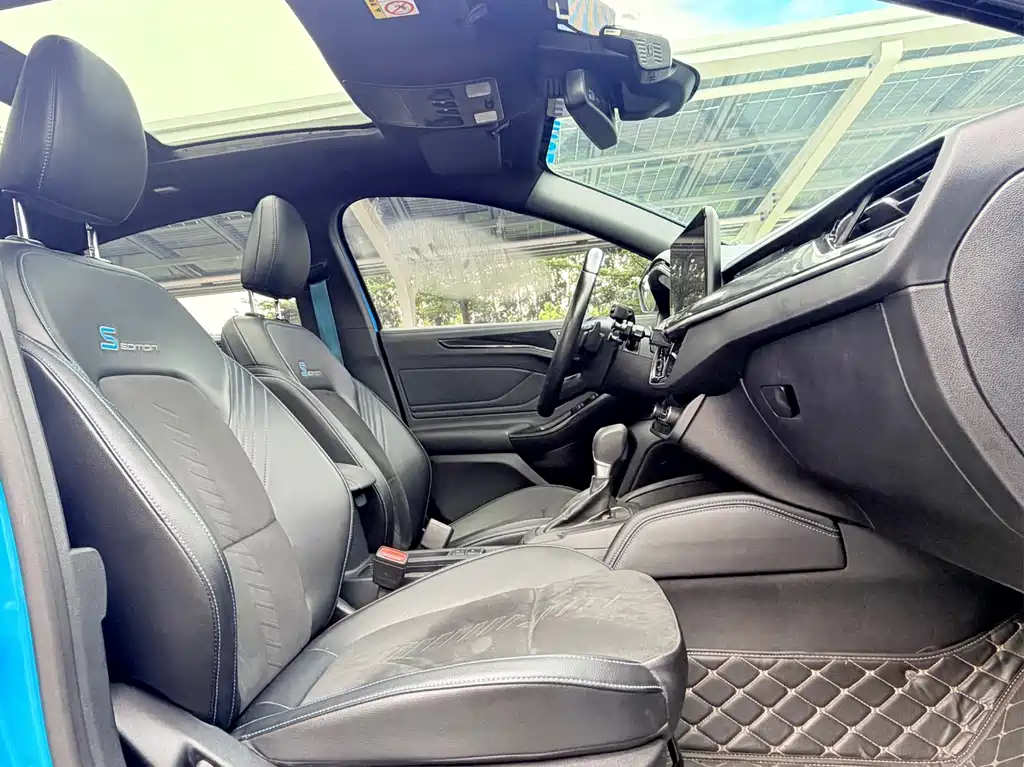 Ford Focus — миниатюра 14