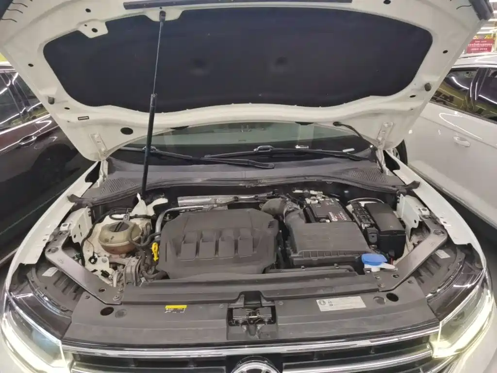 Volkswagen Tiguan L — миниатюра 20