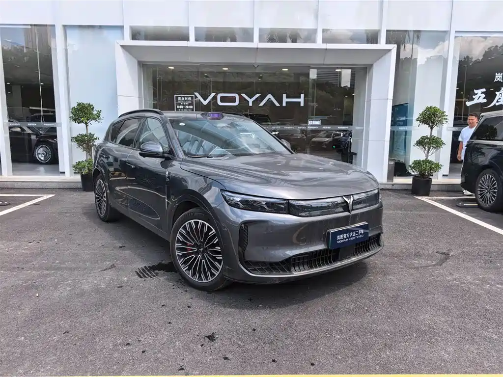 Voyah Free 2025 FREE+