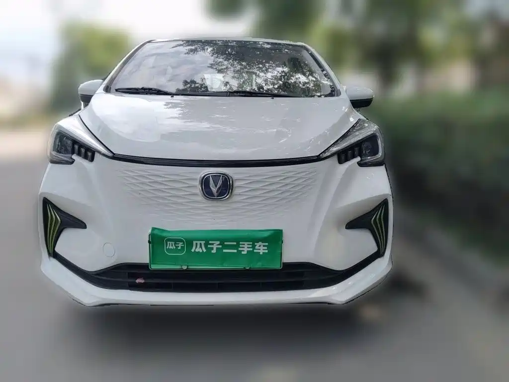 Changan Benben E-Star — миниатюра 2