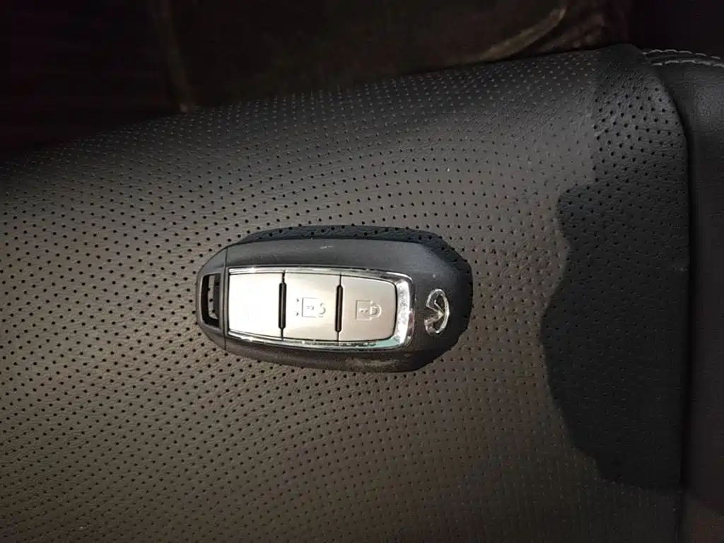 Infiniti Q50L — миниатюра 11