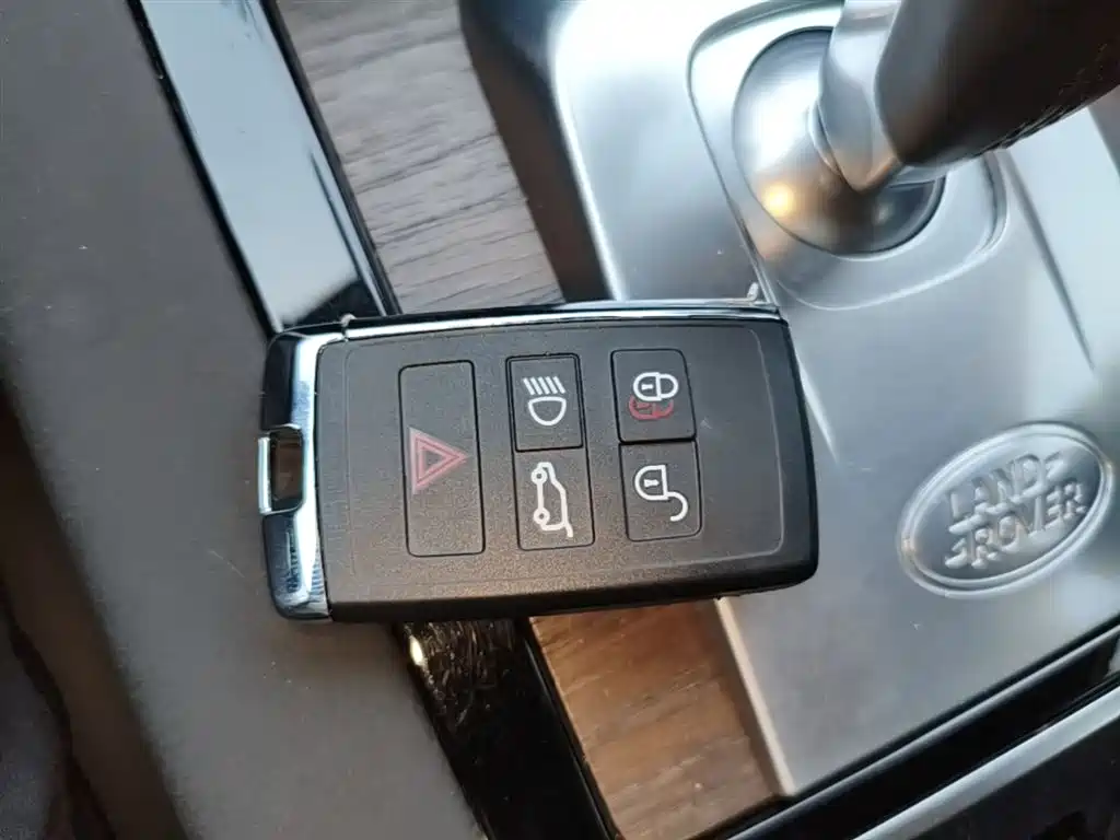 Land Rover Discovery Sport 2021 249PS R-Dynamic S