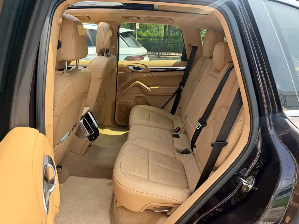 Porsche Cayenne 2011 Cayenne S Hybrid 3.0T