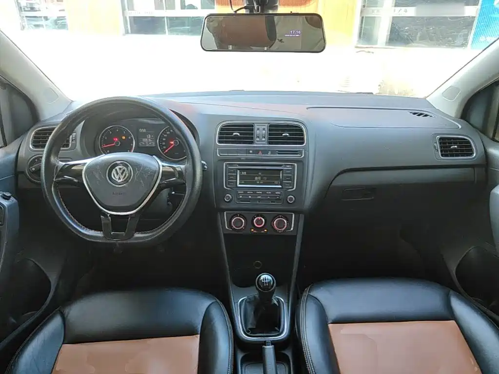 Volkswagen Polo — миниатюра 10