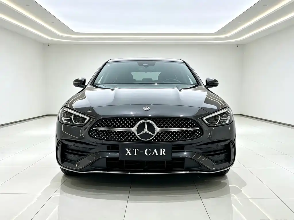 Mercedes-Benz C-Class — миниатюра 2