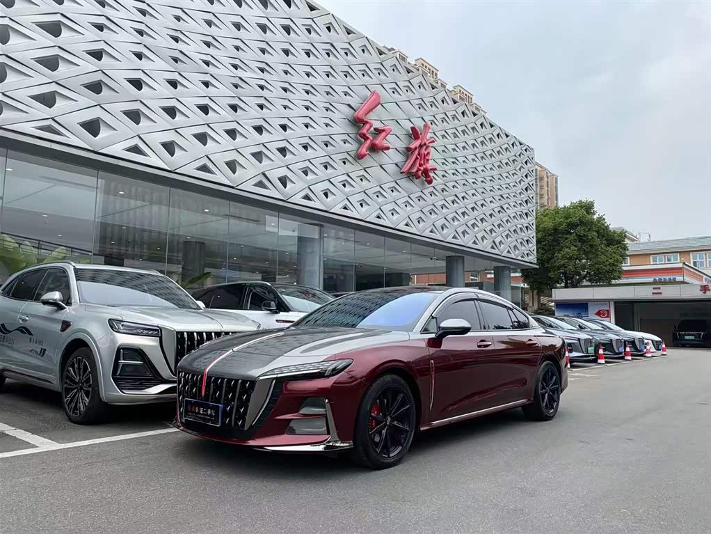Hongqi H6