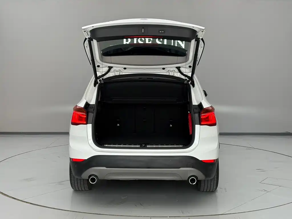 BMW X1 — миниатюра 6