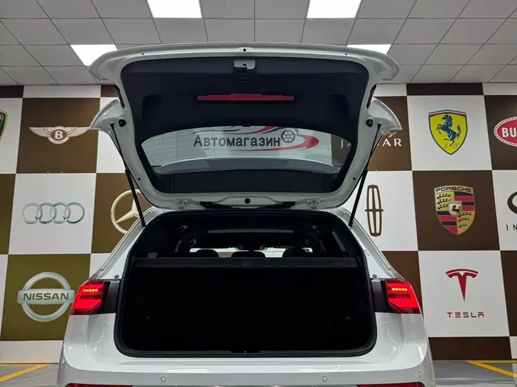 Volkswagen Golf — миниатюра 17