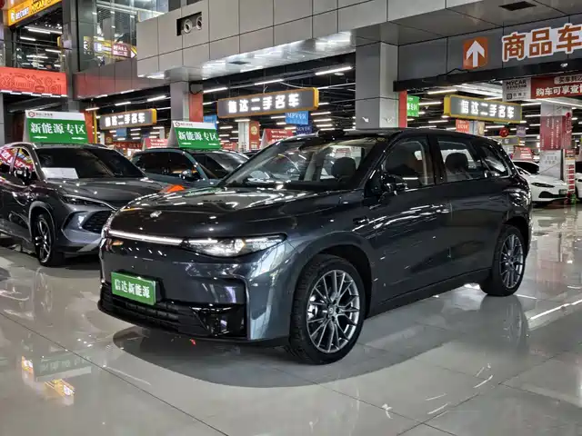 2025 Leapmotor C10